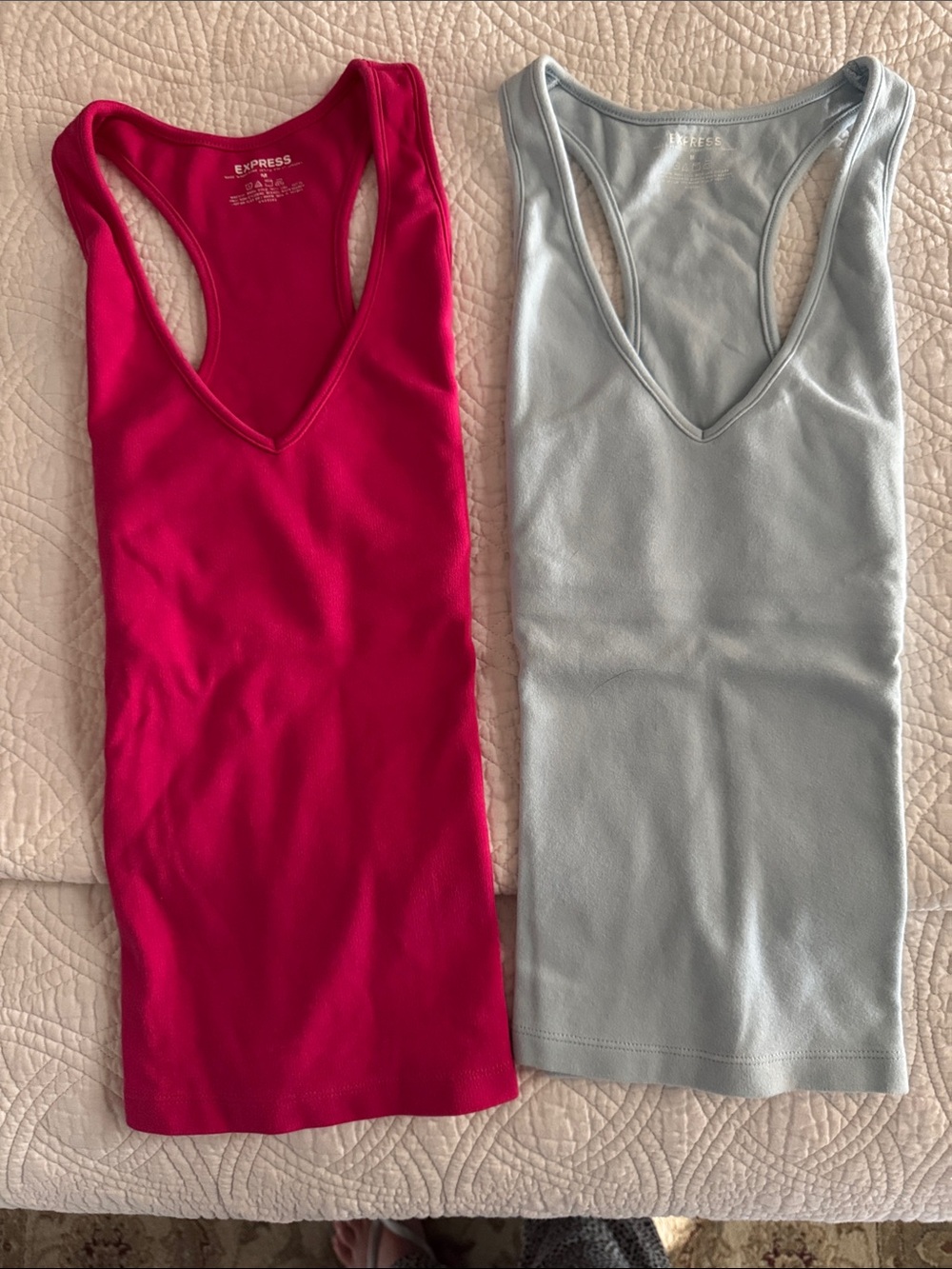 Express Women’s V-Neck Racer Back Tank Top - Fuchsia & Light Blue